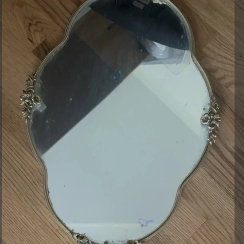 Large Vintage 24